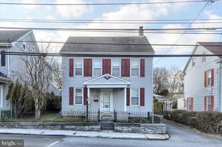 945 CORNWALL RD, Lebanon, PA 17042
