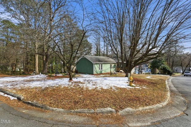 6948 Three Bridges Circle, Raleigh, NC 27613