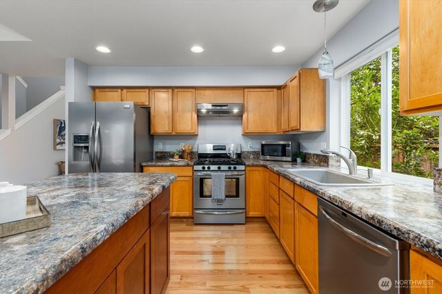 16801 129th Avenue E, Puyallup, WA 98374