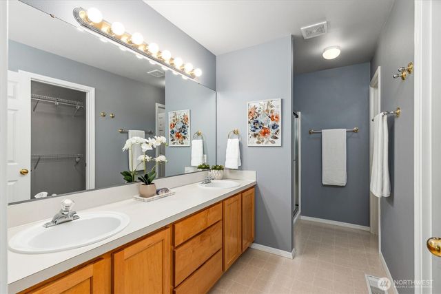 16801 129th Avenue E, Puyallup, WA 98374