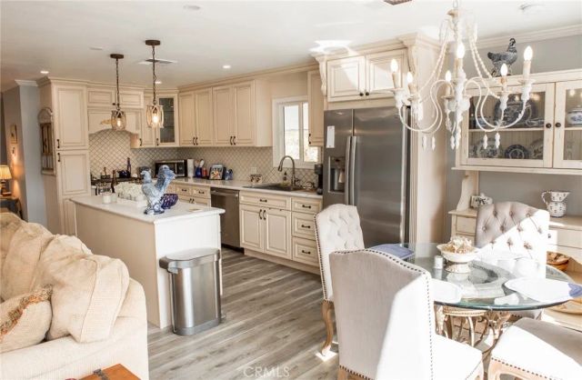 23777 Mulholland Hwy Spc 73, Calabasas, CA 91302