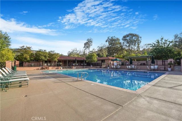 23777 Mulholland Hwy Spc 73, Calabasas, CA 91302