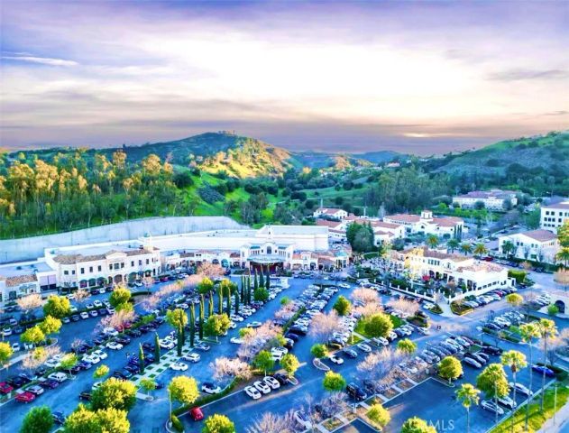 23777 Mulholland Hwy Spc 73, Calabasas, CA 91302