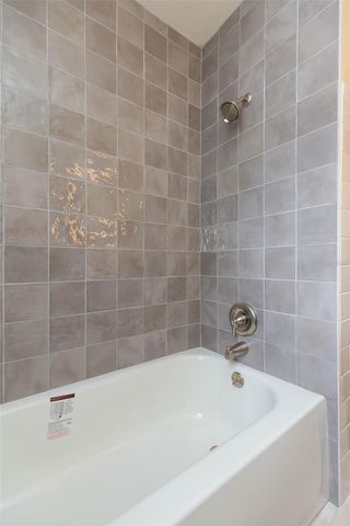 1809 E HENRY AVENUE, Tampa, FL 33610