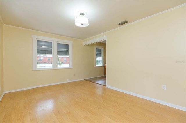 1809 E HENRY AVENUE, Tampa, FL 33610