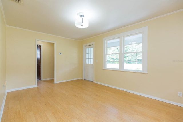 1809 E HENRY AVENUE, Tampa, FL 33610