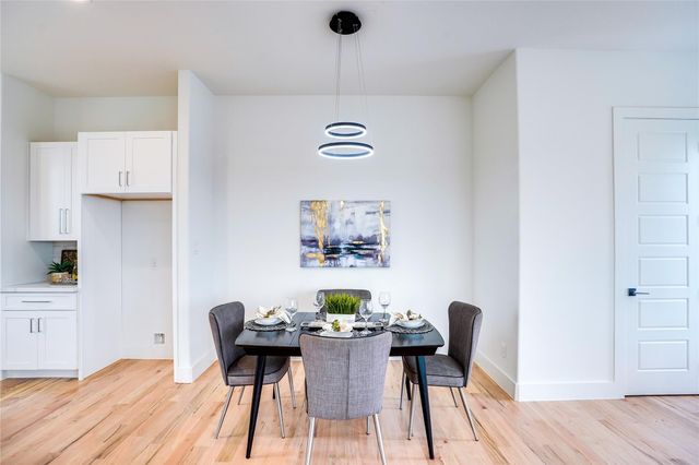 1612 Bennett Avenue 105, Dallas, TX 75206