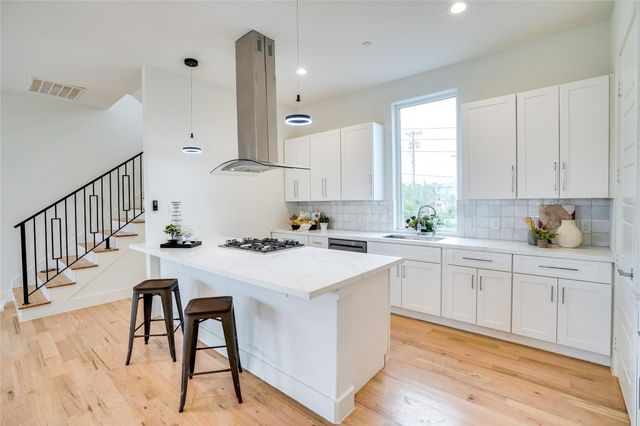1612 Bennett Avenue 105, Dallas, TX 75206