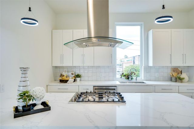 1612 Bennett Avenue 105, Dallas, TX 75206