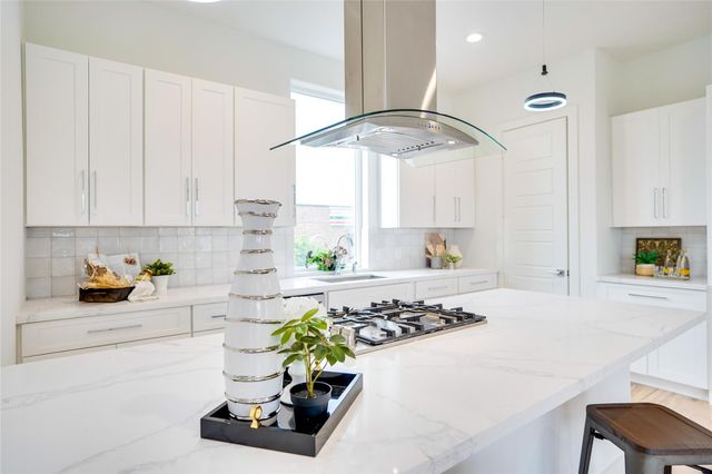 1612 Bennett Avenue 105, Dallas, TX 75206