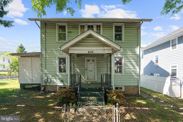 819 QUINTANA PL NW, Washington, DC 20011