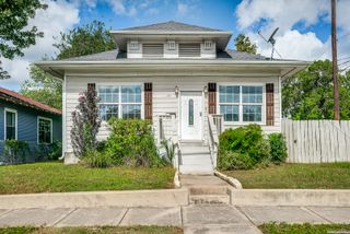 2219 N FLORES ST, San Antonio, TX 78212
