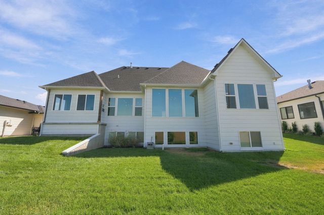 3145 N Pine Grove, Wichita, KS 67205