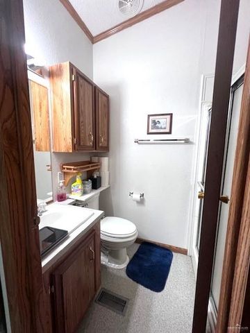 720 N Retama Street, La Feria, TX 78559