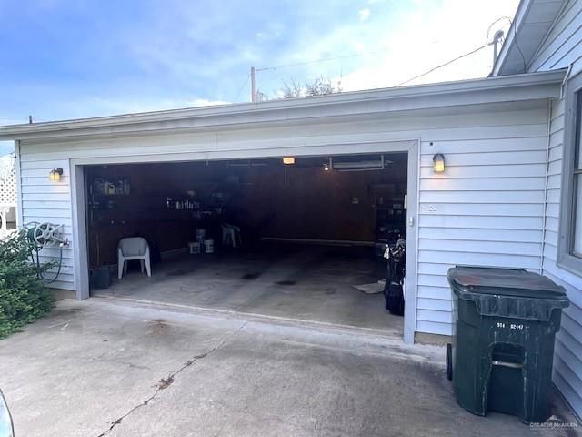 720 N Retama Street, La Feria, TX 78559