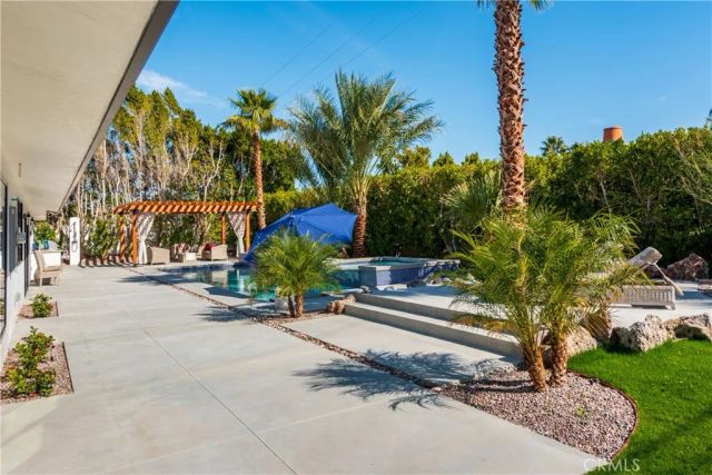 3152 N Starr, Palm Springs, CA 92262