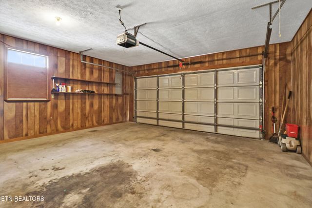 309 Lakeview Drive, Fairfield Glade, TN 38558