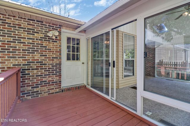 309 Lakeview Drive, Fairfield Glade, TN 38558