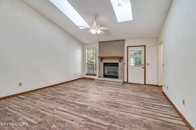 309 Lakeview Drive, Fairfield Glade, TN 38558