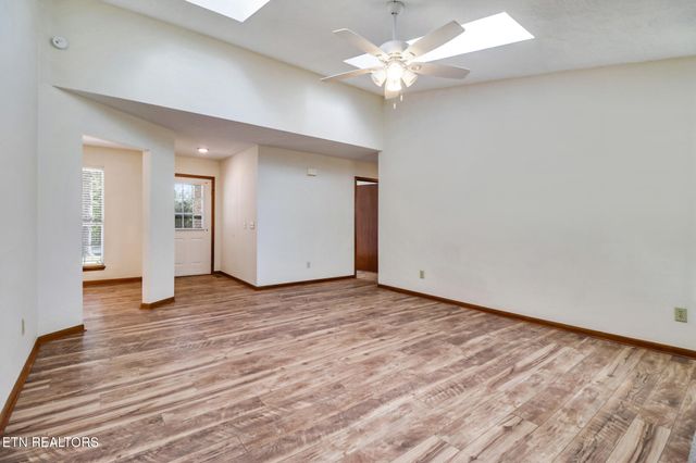 309 Lakeview Drive, Fairfield Glade, TN 38558