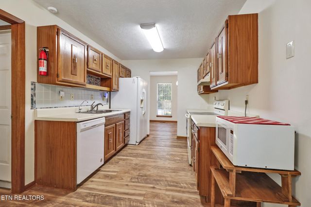 309 Lakeview Drive, Fairfield Glade, TN 38558