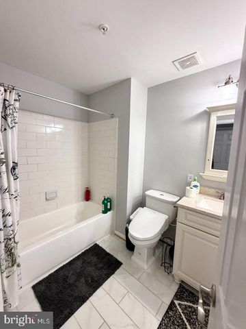 162 BARRETT PL, Alexandria, VA 22304