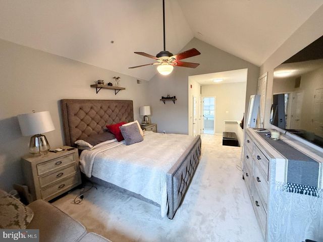 162 BARRETT PL, Alexandria, VA 22304