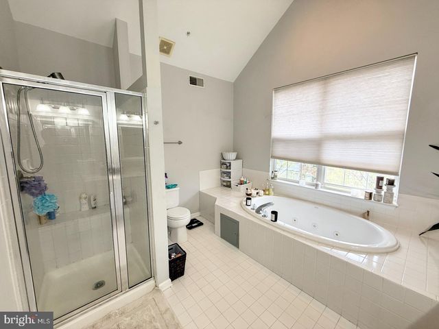 162 BARRETT PL, Alexandria, VA 22304
