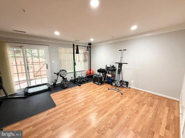 162 BARRETT PL, Alexandria, VA 22304