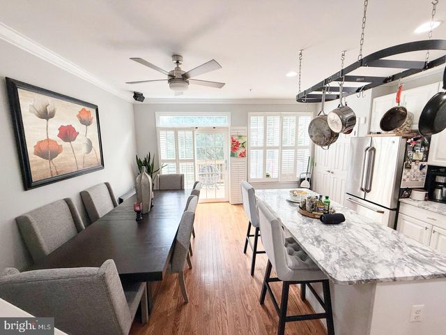 162 BARRETT PL, Alexandria, VA 22304