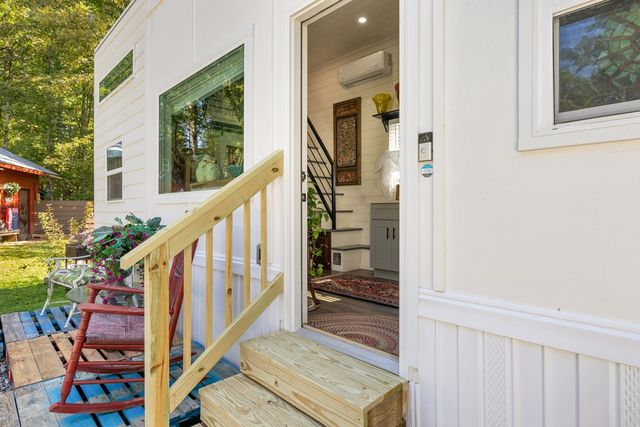 220 Mountain Laurel Drive, Hayesville, NC 28904