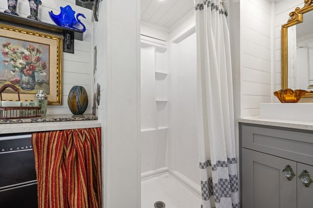 220 Mountain Laurel Drive, Hayesville, NC 28904