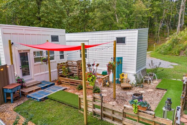 220 Mountain Laurel Drive, Hayesville, NC 28904