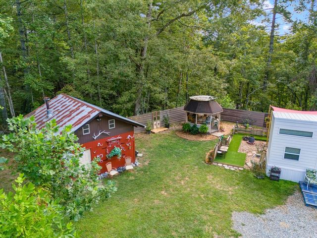 220 Mountain Laurel Drive, Hayesville, NC 28904