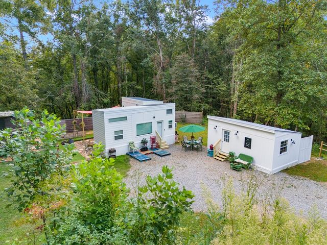 220 Mountain Laurel Drive, Hayesville, NC 28904