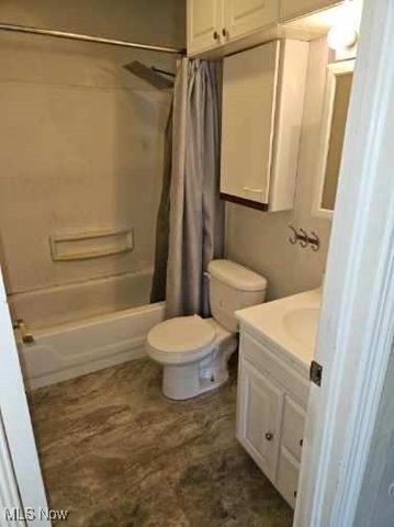 38754 Adkins Road, Willoughby, OH 44094