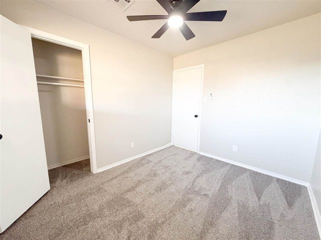 1707 NW 49th St, Lawton, OK 73505