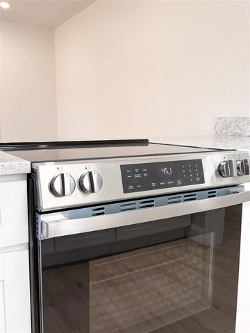 1707 NW 49th St, Lawton, OK 73505