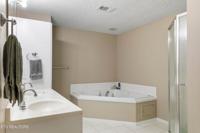 536 Ownby Circle, Gatlinburg, TN 37738