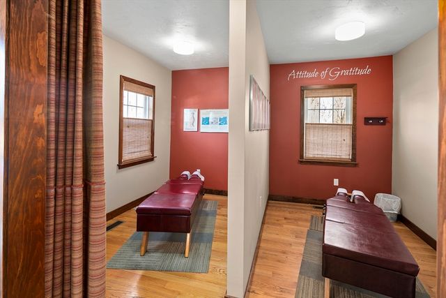 109 Dean St, Taunton, MA 02780