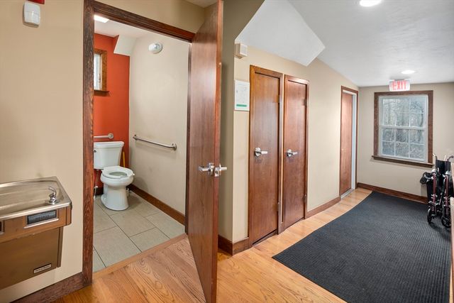 109 Dean St, Taunton, MA 02780