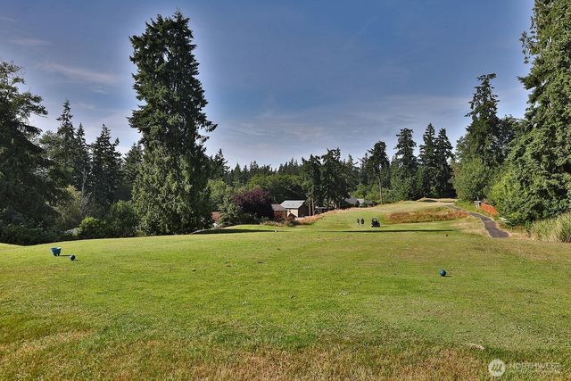 4896 Spinnaker Drive, Freeland, WA 98249