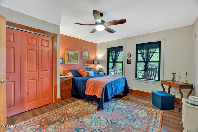 528 Tower Road, Lebanon, VA 24266