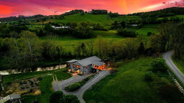 528 Tower Road, Lebanon, VA 24266