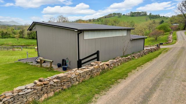 528 Tower Road, Lebanon, VA 24266