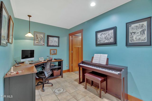 528 Tower Road, Lebanon, VA 24266