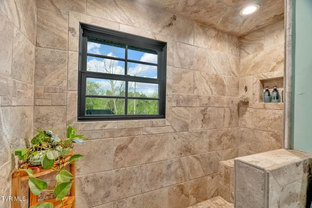 528 Tower Road, Lebanon, VA 24266