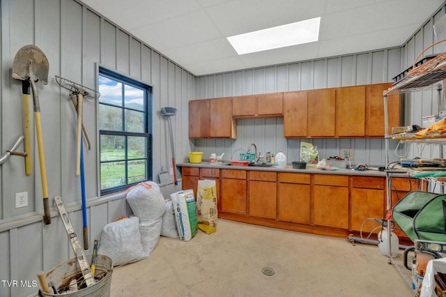 528 Tower Road, Lebanon, VA 24266