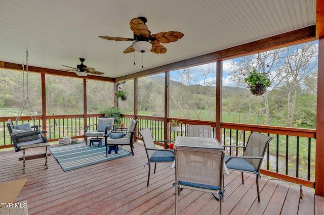 528 Tower Road, Lebanon, VA 24266