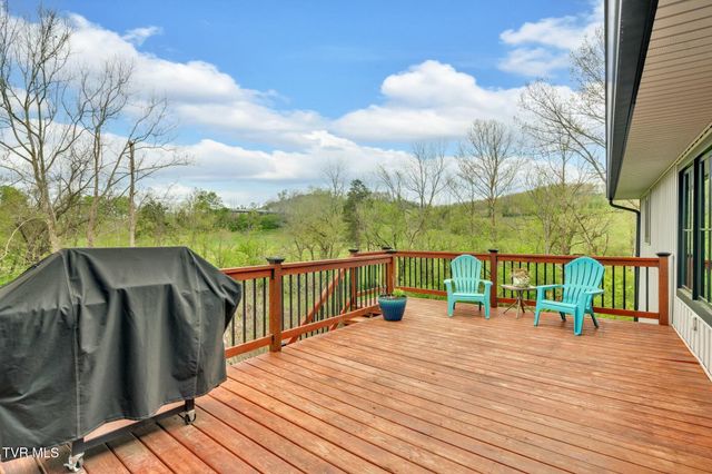 528 Tower Road, Lebanon, VA 24266